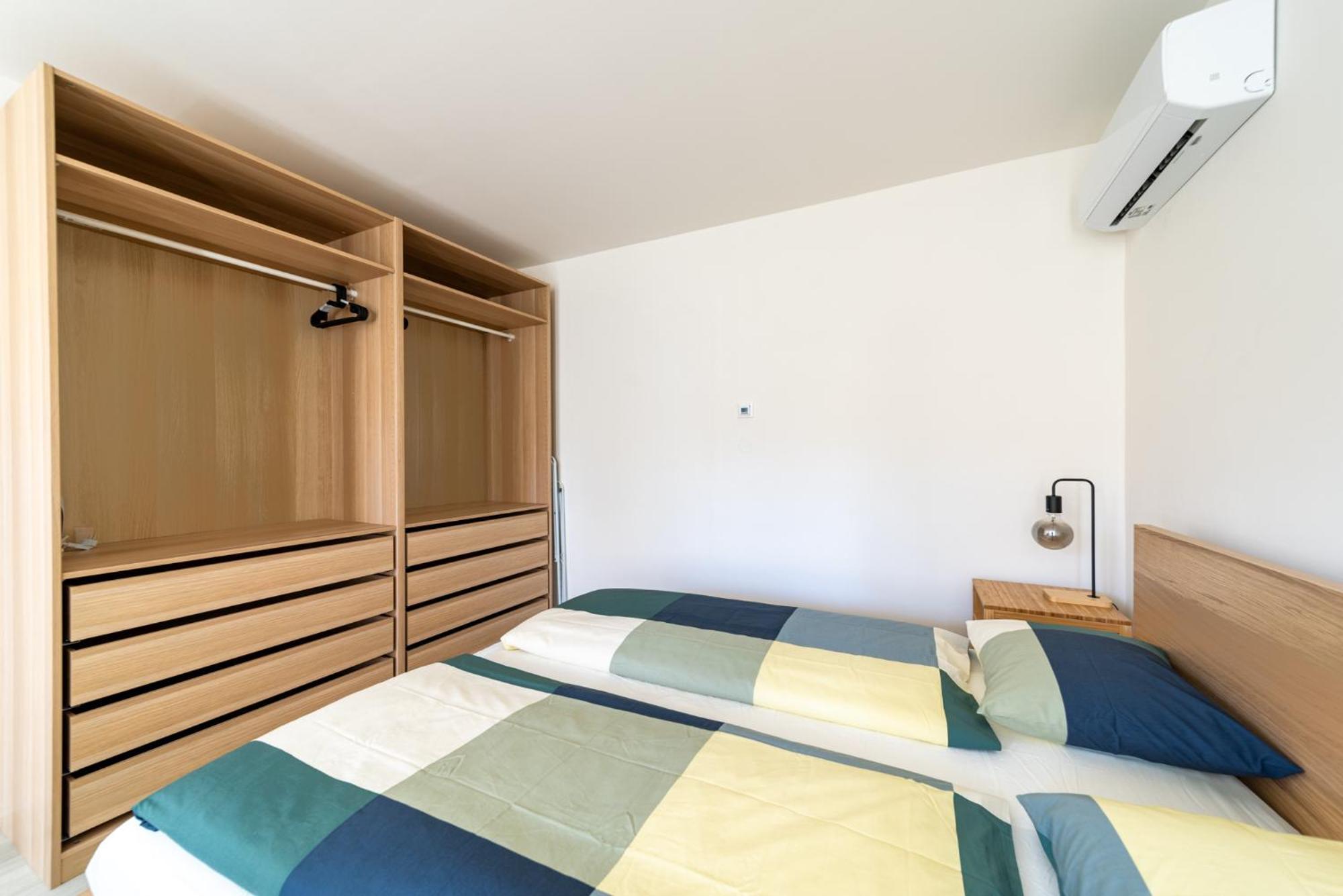 Apartments Borivojova 63 Прага Экстерьер фото